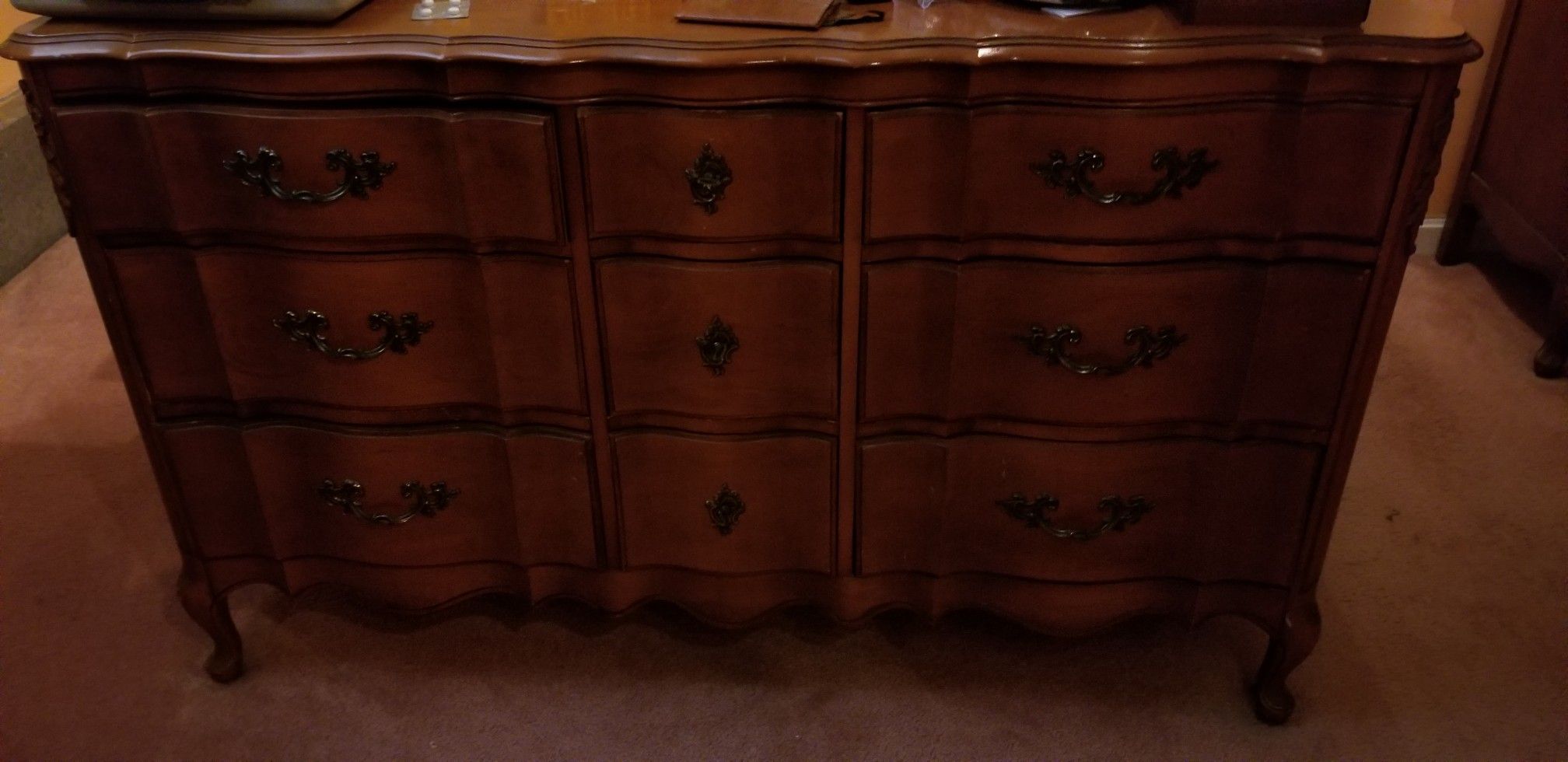 Dresser