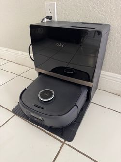 Anker Eufy E35 Robot Vacuum