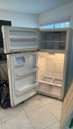 refrigerator GE refrigerator