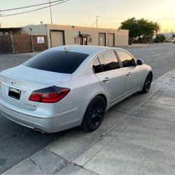 2009 Hyundai Genesis