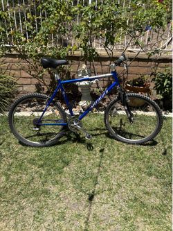 Specialized Hardrock Mountain Bike