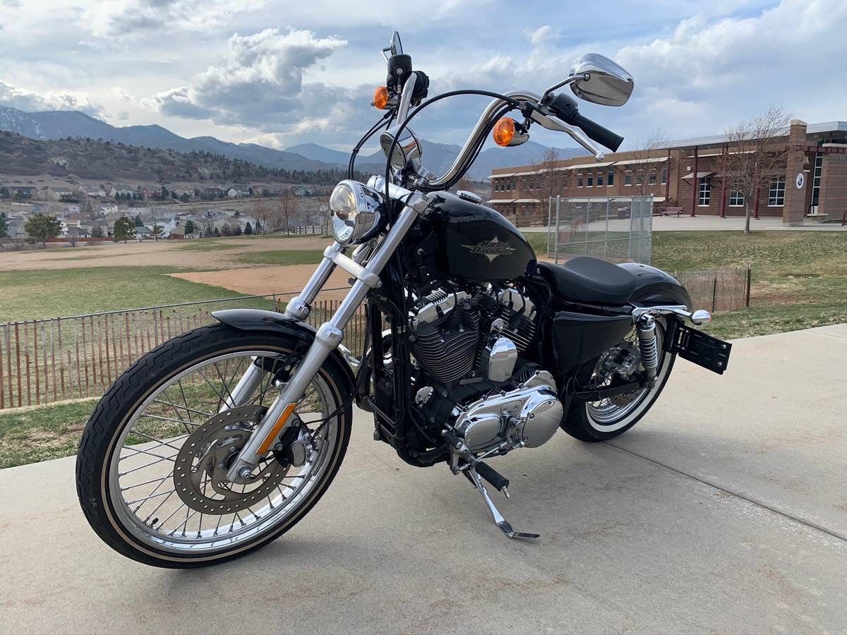 2015 Harley Davidson XL 1200V Seventy-Two