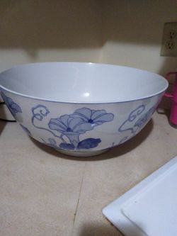 Nice very big bowl.