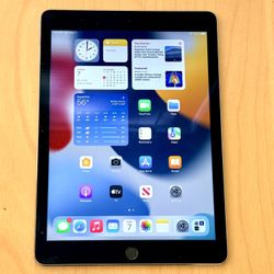 iPad Air 2  16GB Black W/ New Cover  MGL12LL/A