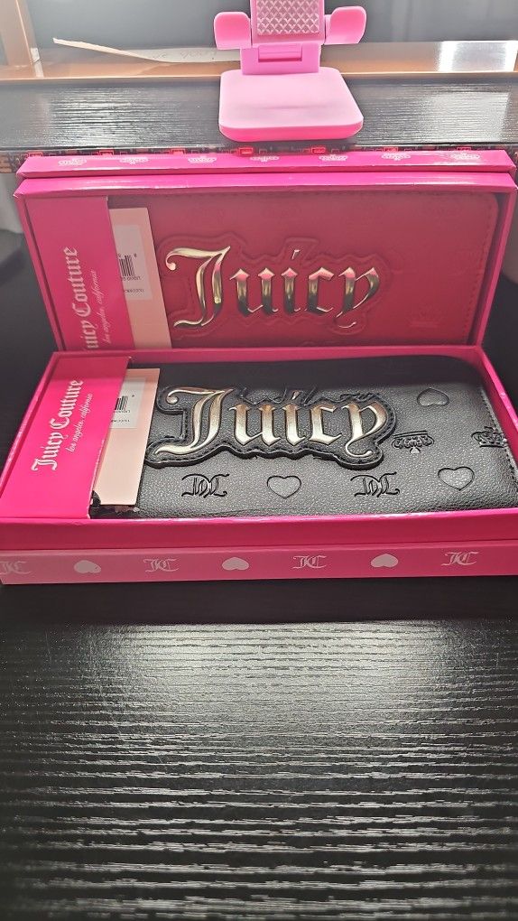 Juicy Couture Wallet