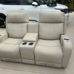 RV Reclining Chairs Thomas Payne W/center Console