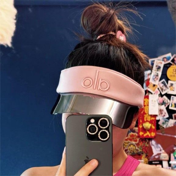 Alo Yoga, fashion, trend