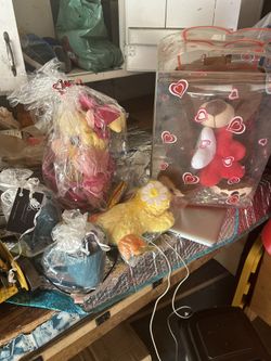 Teddy Bear Piggy And Unopened Gift Cups 