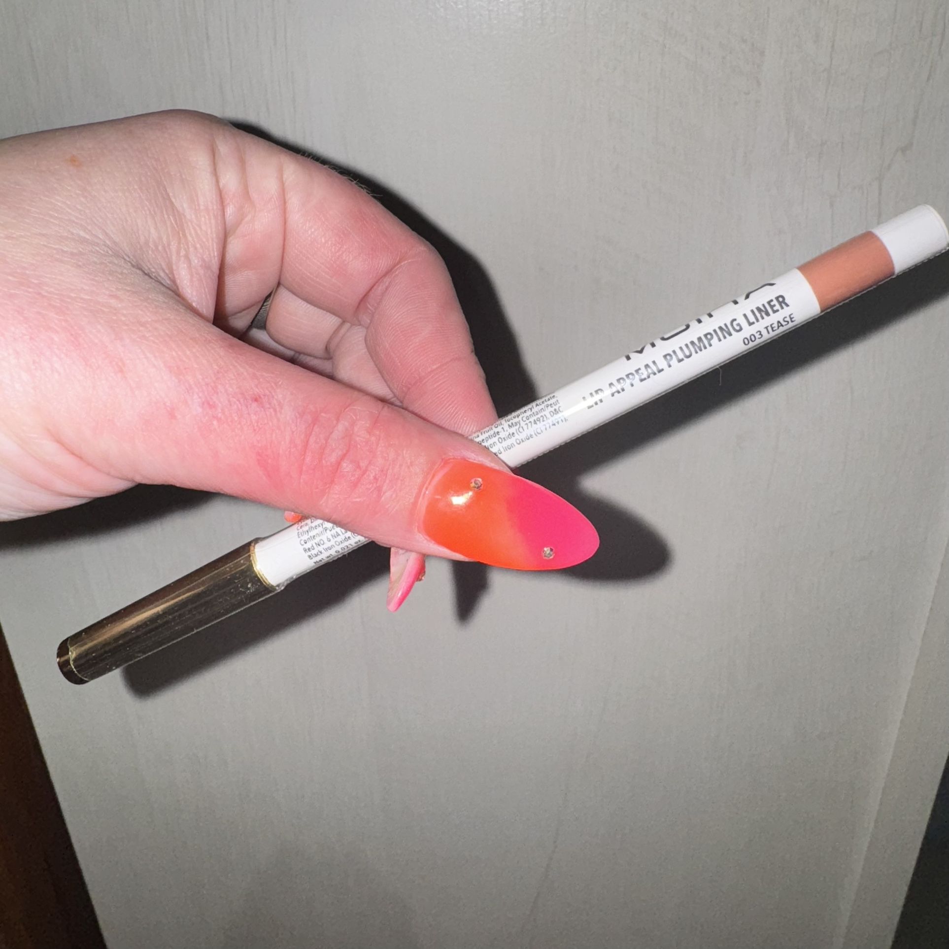 Lip Plumping Liner