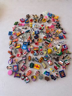 Large Lot of Croc Jibbitz Shoe Charms  4x$1