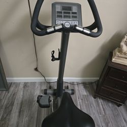 Life CORE 1050 UBS Upright Exercise Bike