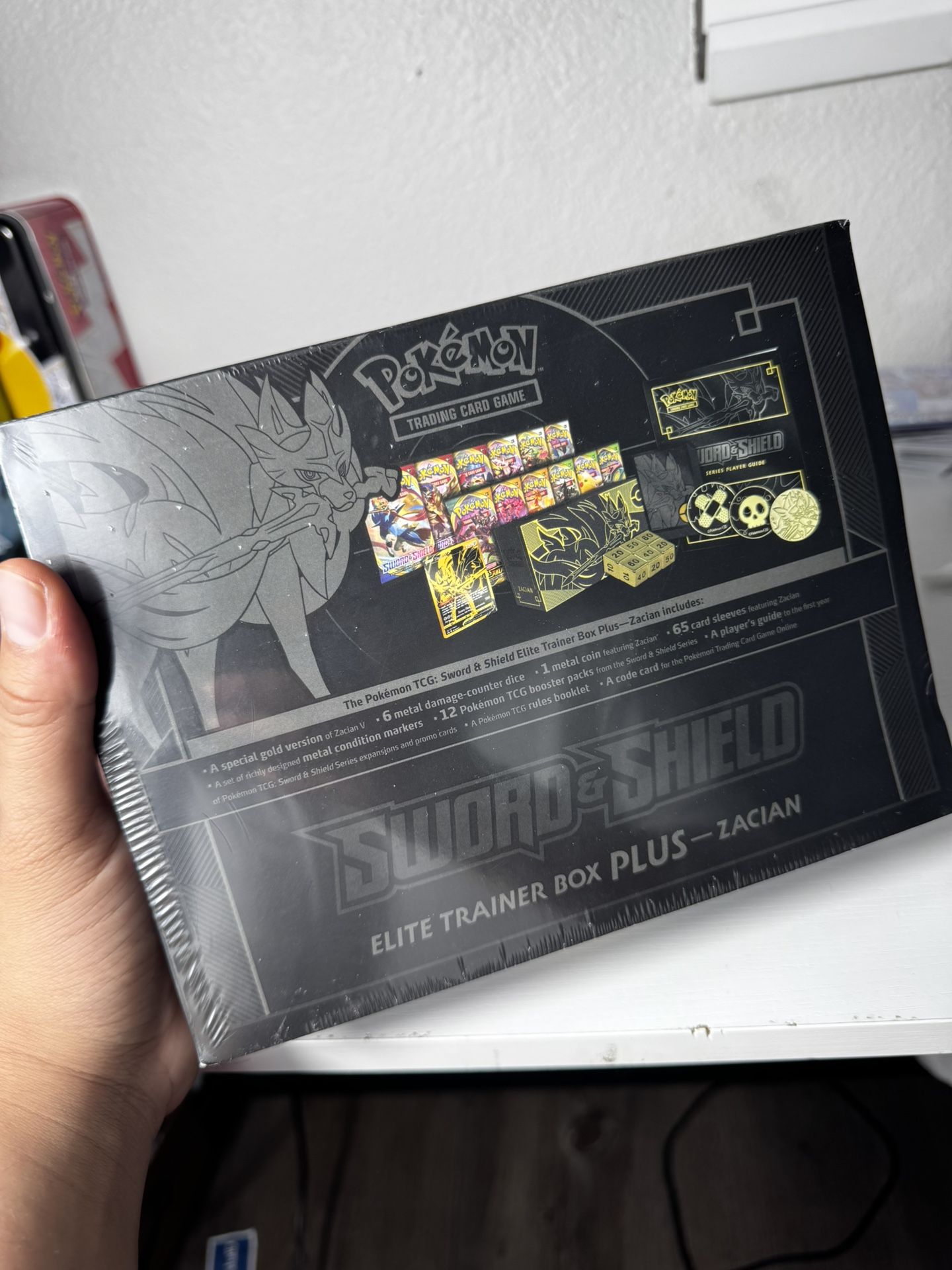 Zacian Elite Trainer Box Pokemon Cards