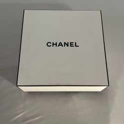 Chanel Box