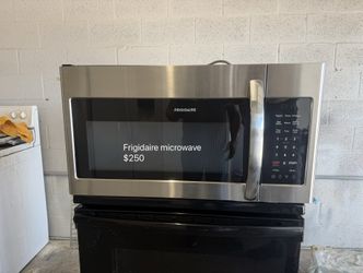 Frigidaire Microwave