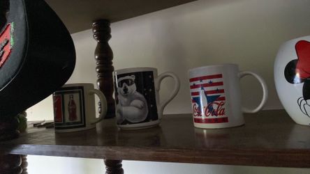 Mugs/Figurines