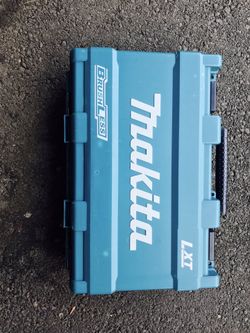Makita drill set