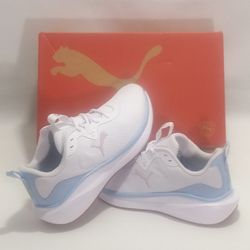 PUMA Women's Sky Rocket Sneaker Available in Size 8.5