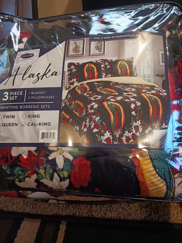 Three Piece Set Size Cal King Blanket N Two Pillow Case For 40.00
