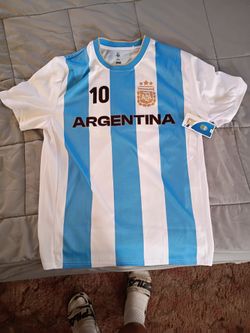 NEW-Large- Argentina Lionel Messi #10 Soccer Jersey – New With Tags