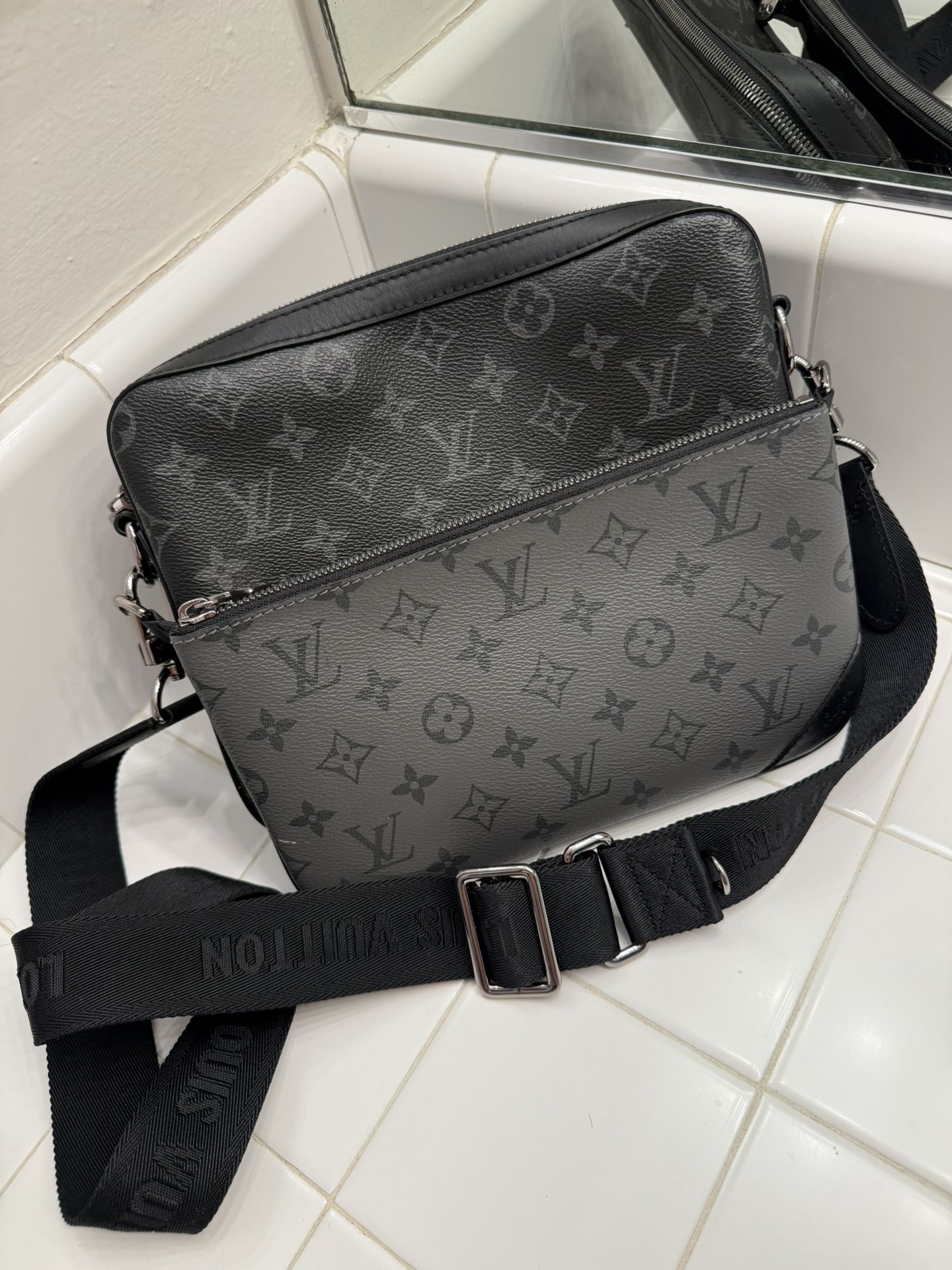 Louis Vuitton Monogram Eclipse Reverse Messenger Shoulder Bag