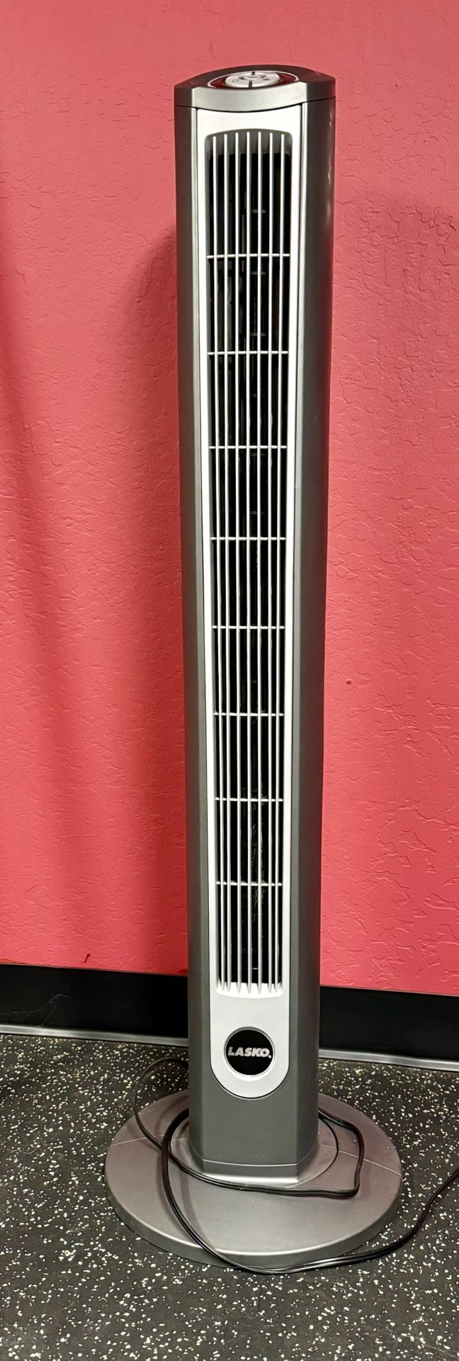 3 Speed Indoor Gray Oscillating Tower Fan