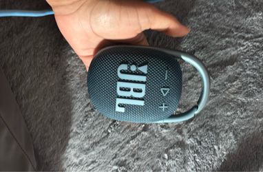 JBL Clip 5