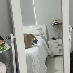 Full-Length Jewelry Armoire Mirror – White Wood Frame 59” × 19.5” – $50 (Pickup Only)