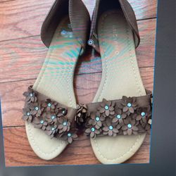 Women Shoes (size 8)