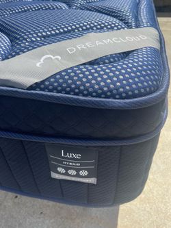 DreamCloud Premier Rest Twin XL Hybrid Mattress – Like New