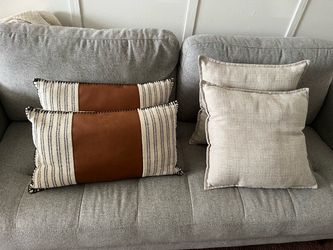 $50 OBO - Decor Pillows