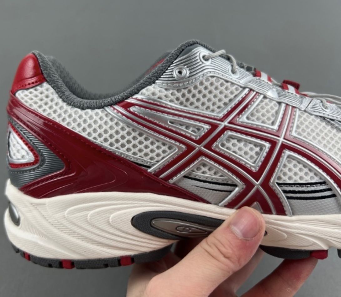 ASICS Gel Red