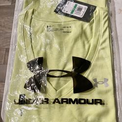 NEW Under Armour Shirt - L
