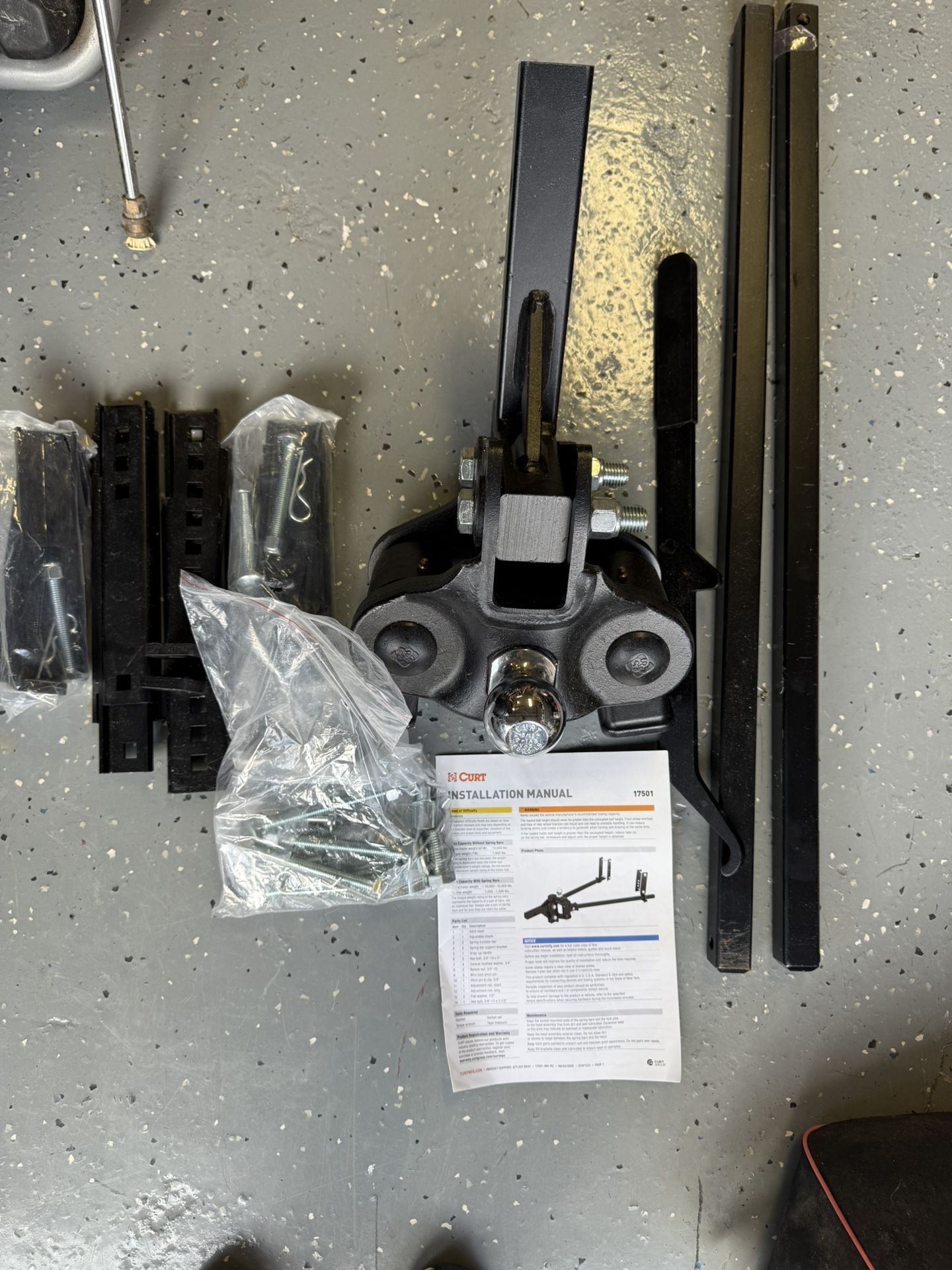Curt Weight Distribution Hitch-brand New