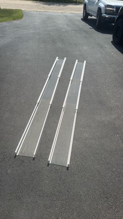 Aluminum telescoping wheelchair ramps