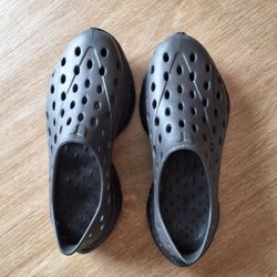 UNISEX KANE Charcoal/Black Speckle Active Recovery Shoe Men's 7 Womens 9