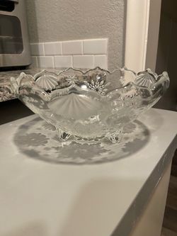 Vintage Sparkly Snowflake, Footed serving or Candy/Nut Bowl by Mikasa