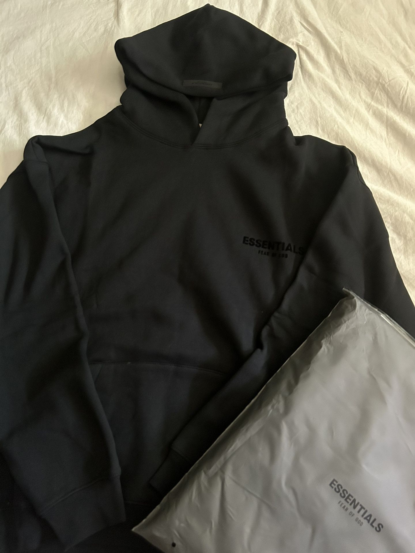 Essentials stretch Limo/black Hoodie