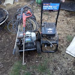 2 Pressure Washers With Everything 