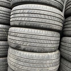 215/55/R17 Michelin las 4 llantas por $160