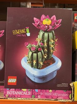 LEGO® Botanicals Flowering Cactus 11509