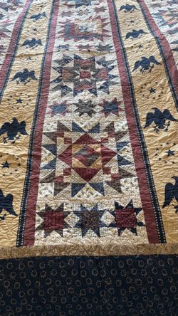 Hand Made Quilt, Full (New)