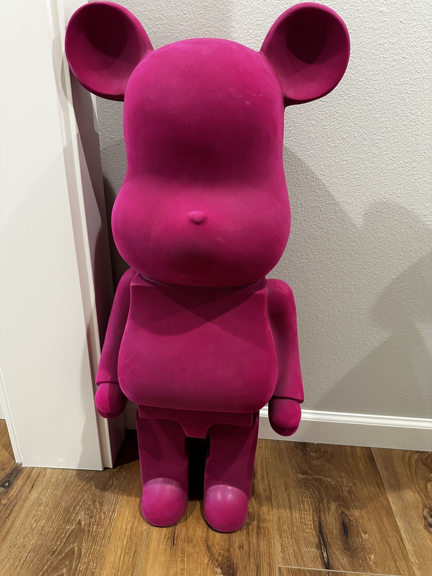Medicom Bearbrick 1000% Statue Decor