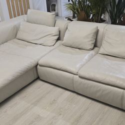 Italian genuine leather sofa POLARIS – excellent condition 