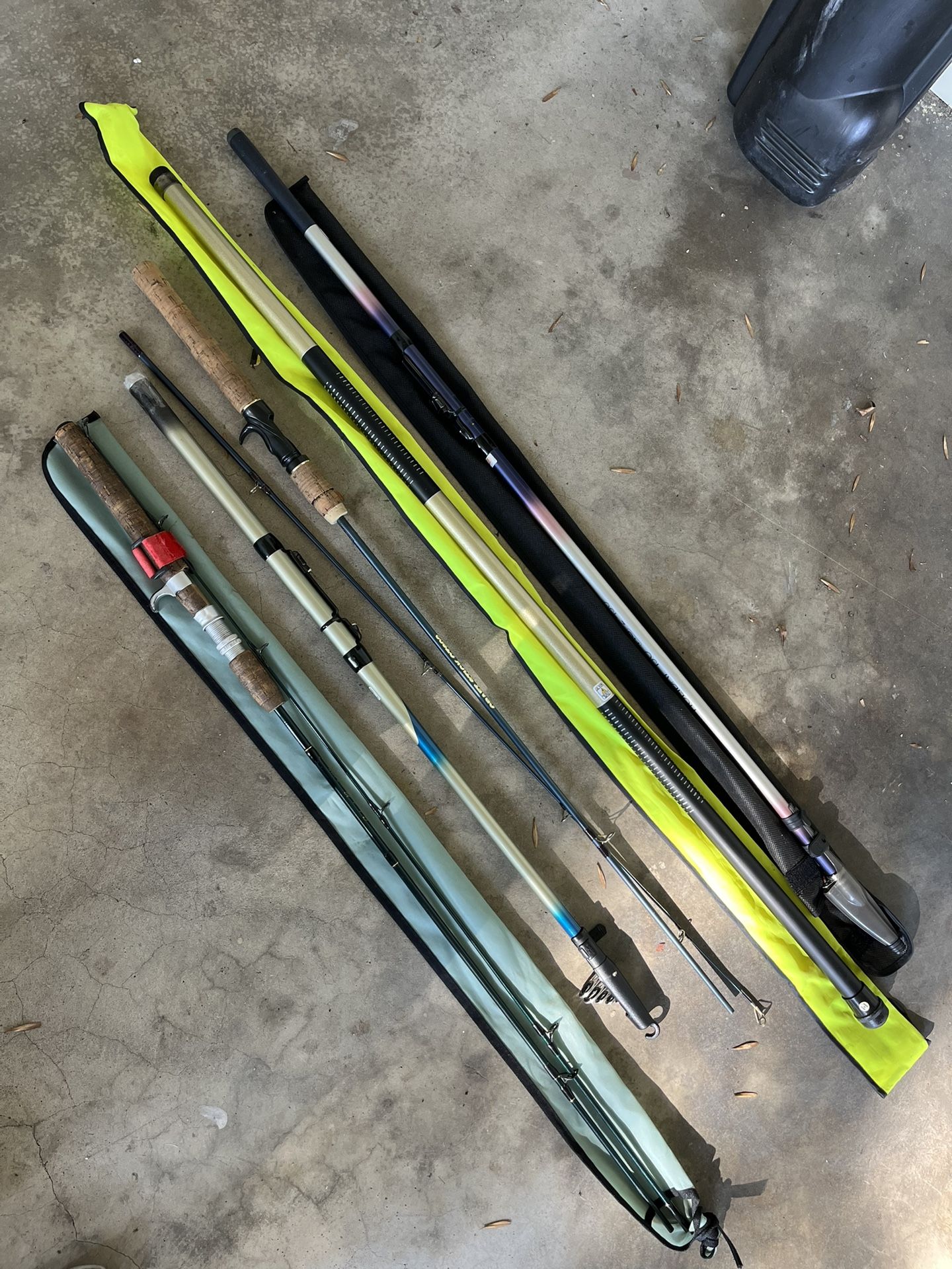 Large Fishing Gear Lot, Like New: Japan 