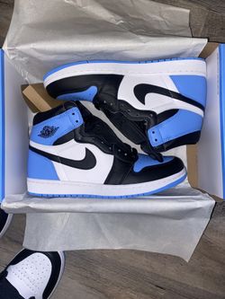 Jordan 1 UNC Toe size 8.5