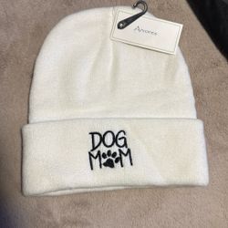 Dog Mom Beanie 