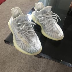 Yeezy Static Size 6Y
