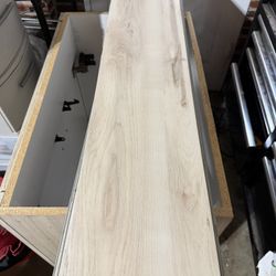 Lifeproof Navarra Maple Planks 