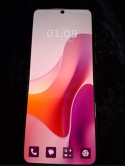 2025 Motorola Razr 256 GB