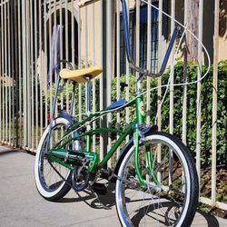 1960's ROSS DELUXE BARRACUDA (3-SPEED)